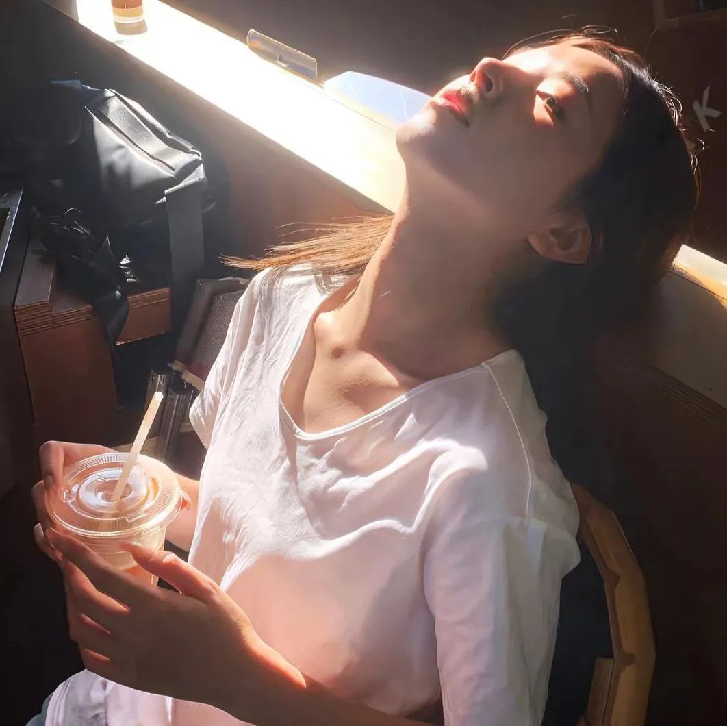 痞子校花变身记